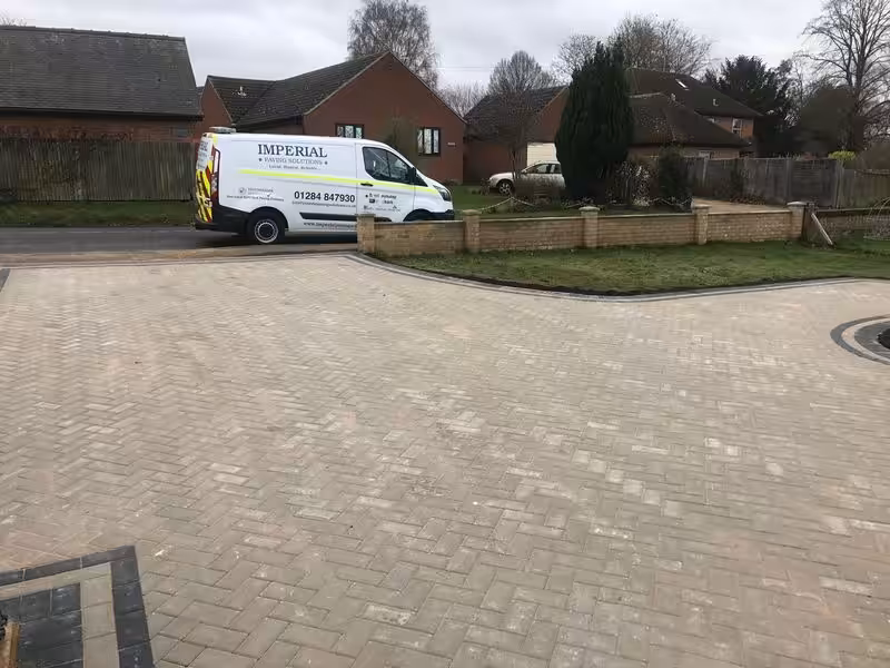 beautiful grey block paving driveway completed in cambridge