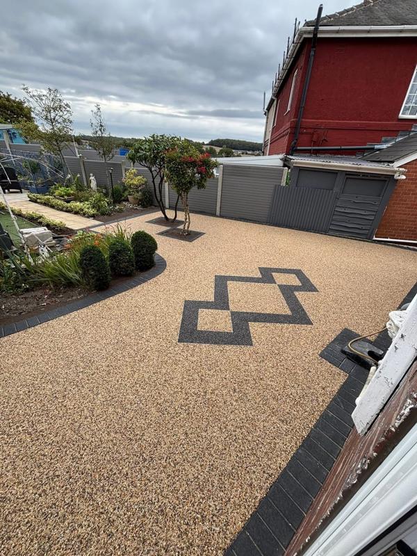 resin driveway charcoal border felixstowe suffolk 4